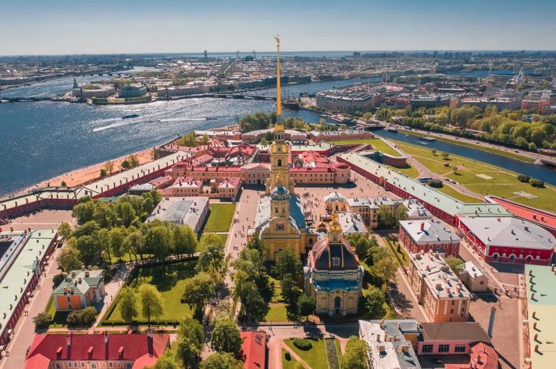 Экскурсионные туры в Санкт-Петербург: от классики до объектов новой туристской географии