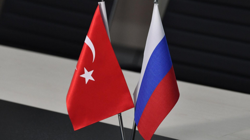 Россия и Турция обсудили проблемы с оплатой услуг туристами